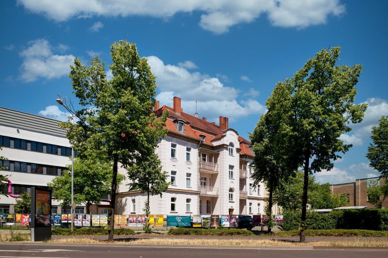 Sehr Zentrale Naehe Des Bahnhofs In Fuer Bis Zu 10 Personen Apartment *